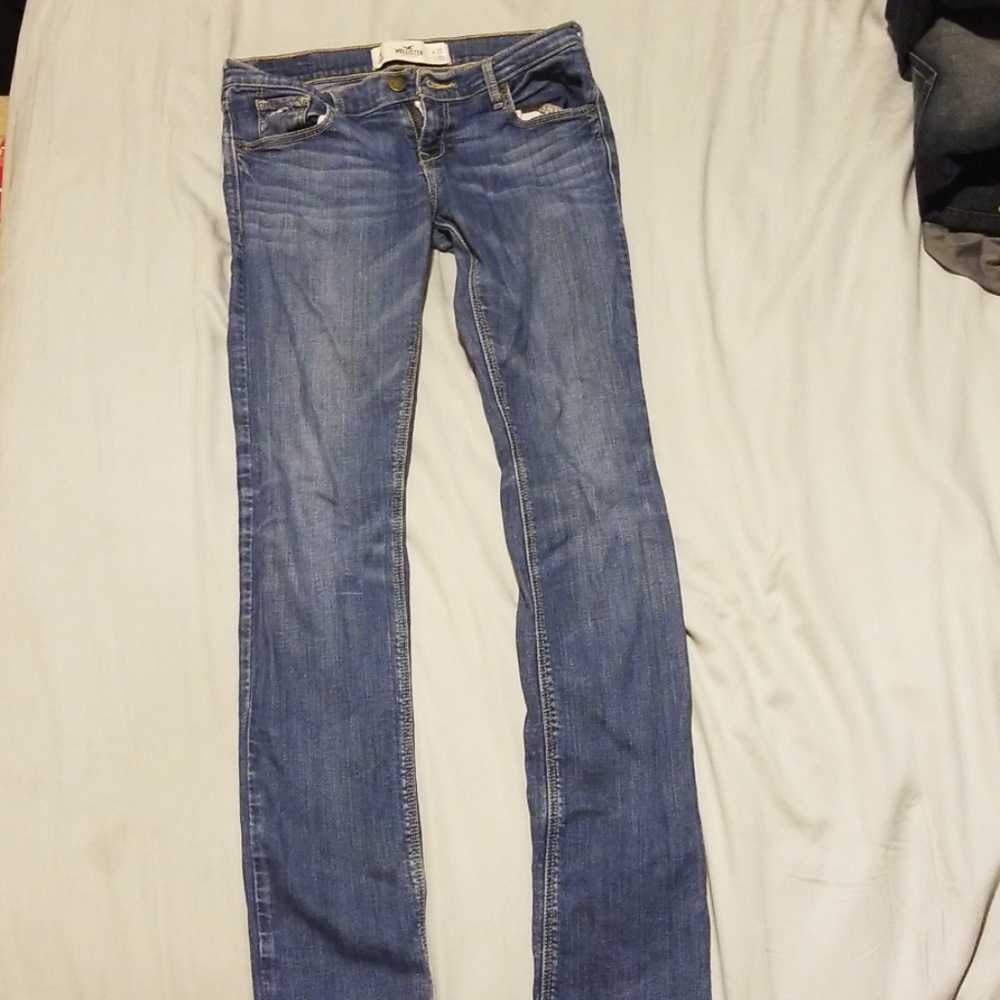 Hollister social stretch 25×33